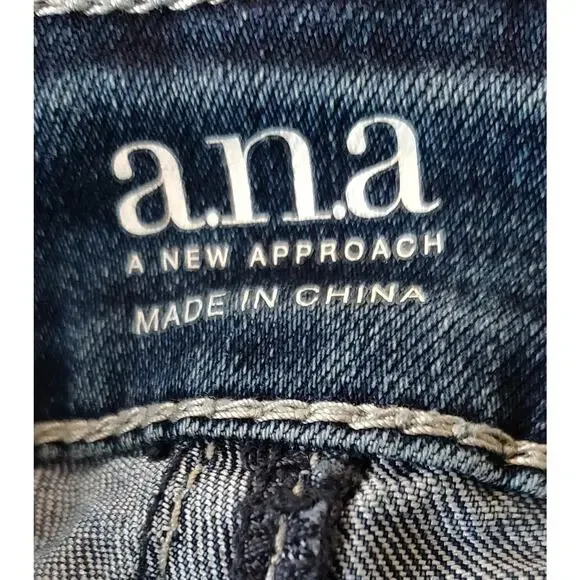 ANA Blue Denim Capris Jeans Women's SIZE 8 BLING Y2K Rhinestones Embellished 8 - Picture 12 of 14